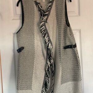 Chico's Black and White Sleeveless Vest